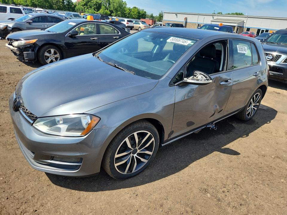58566746 :رقم المزاد ، 3VW217AU4HM020368 vin ، 2017 Volkswagen Golf مزاد بيع