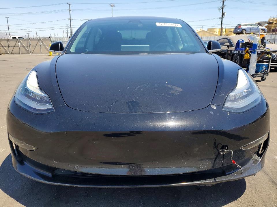 2018 Tesla Model 3 მანქანა იყიდება აუქციონზე, vin: 5YJ3E1EB7JF150284, აუქციონის ნომერი: 57064056