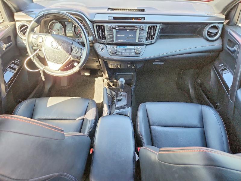 Продаж на аукціоні авто 2018 Toyota Rav4, vin: JTMNFREV7JD127688, номер лоту: 57006246