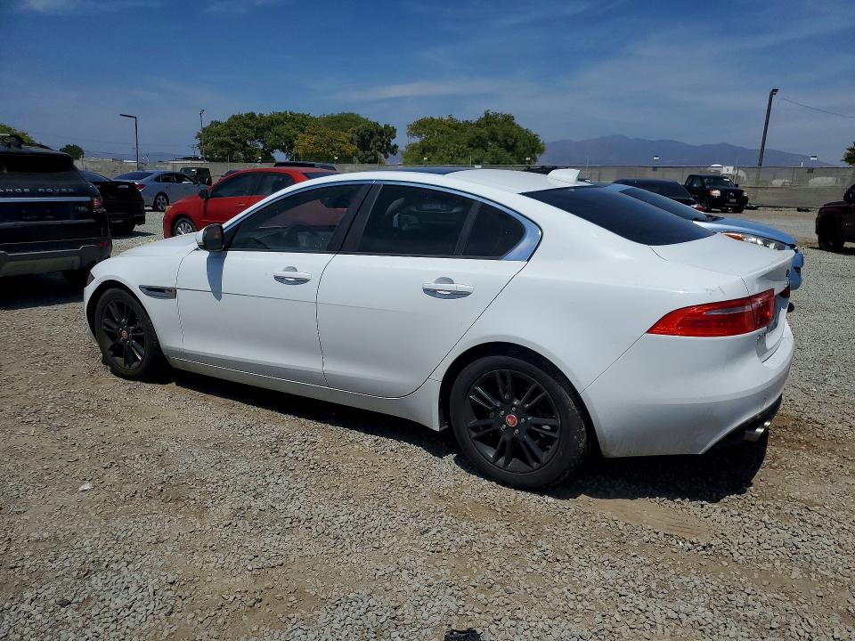 Продаж на аукціоні авто 2018 Jaguar Xe, vin: SAJAD4FN5JCP31320, номер лоту: 55973486