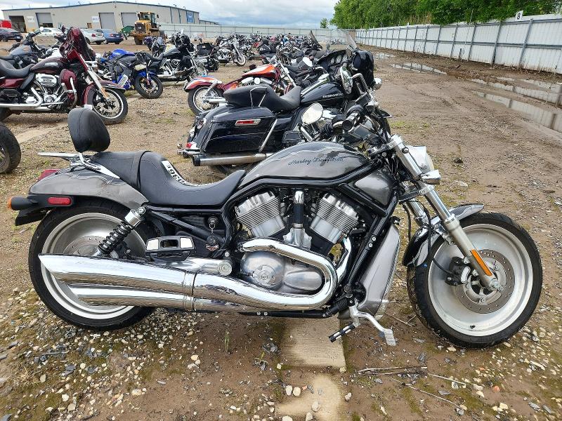 57912036 :رقم المزاد ، 1HD1HBZ144K809286 vin ، 2004 Harley-davidson Vrscb مزاد بيع