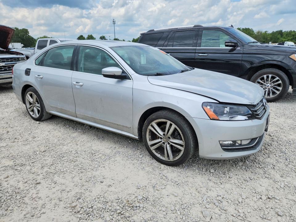 55386676 :رقم المزاد ، 1VWCN7A32EC039966 vin ، 2014 Volkswagen Passat مزاد بيع