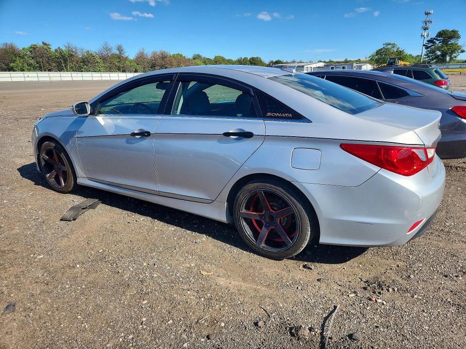 57562566 :رقم المزاد ، 5NPEB4AC6EH820531 vin ، 2014 Hyundai Sonata مزاد بيع