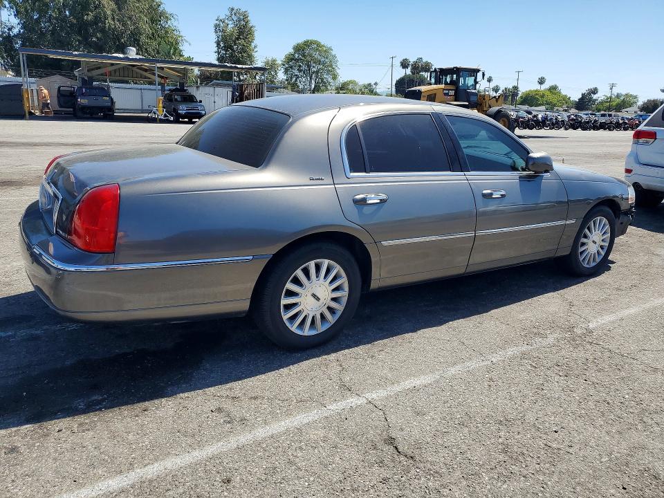 Продаж на аукціоні авто 2004 Lincoln Town Car, vin: 1LNHM83W34Y659909, номер лоту: 55579666