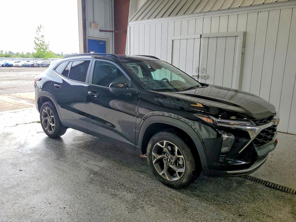 Продажа на аукционе авто 2025 Chevrolet Trax, vin: KL77LHEP3SC172631, номер лота: 85771545