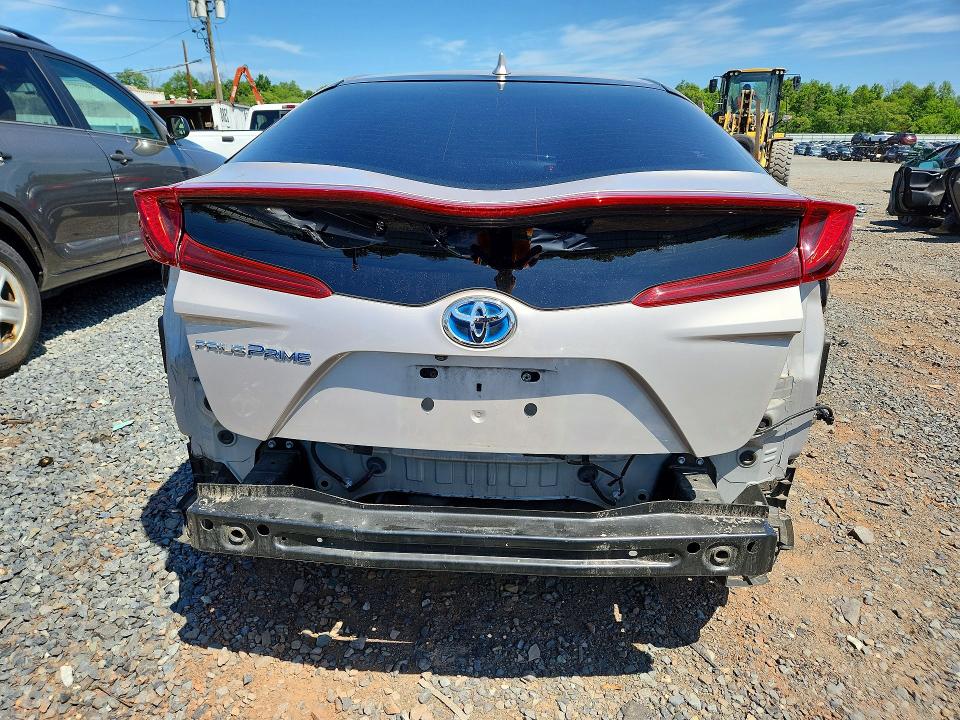 56388956 :رقم المزاد ، JTDKARFP1H3018032 vin ، 2017 Toyota Prius Prime مزاد بيع