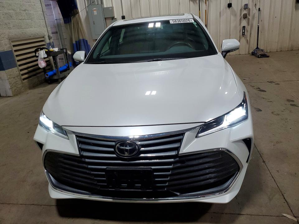 58365026 :رقم المزاد ، 4T1DZ1FB4LU042895 vin ، 2020 Toyota Avalon مزاد بيع