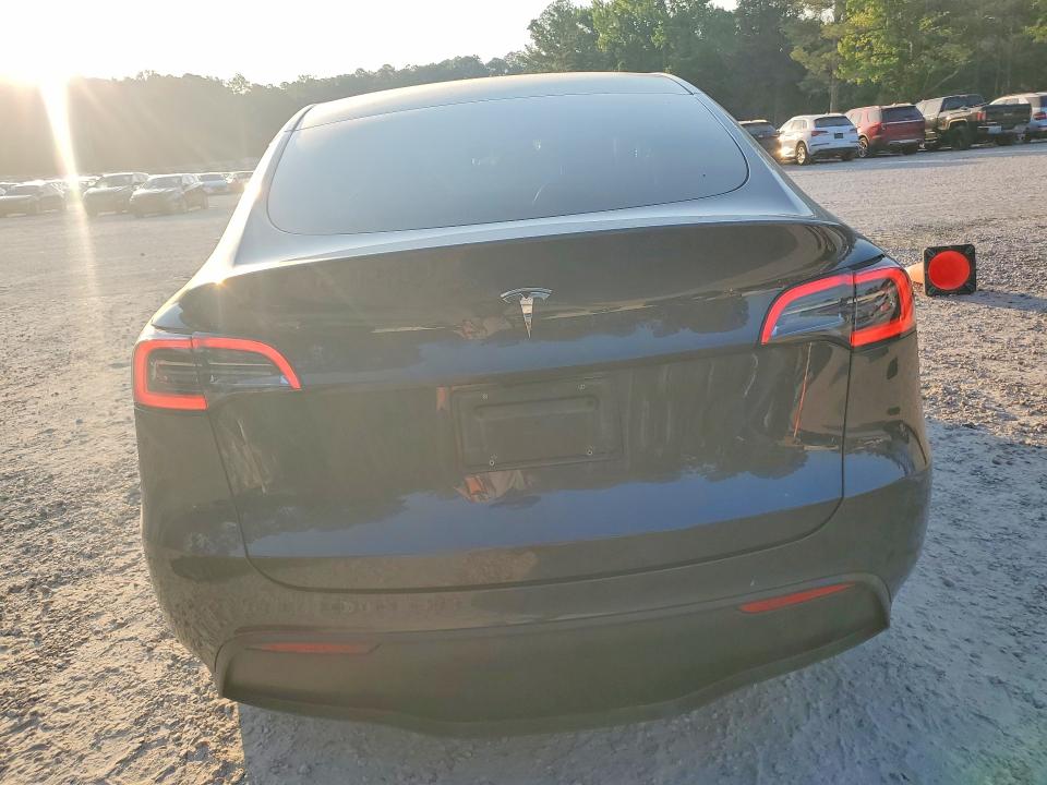 56294246 :رقم المزاد ، 7SAYGDED7SA350991 vin ، 2025 Tesla Model Y مزاد بيع