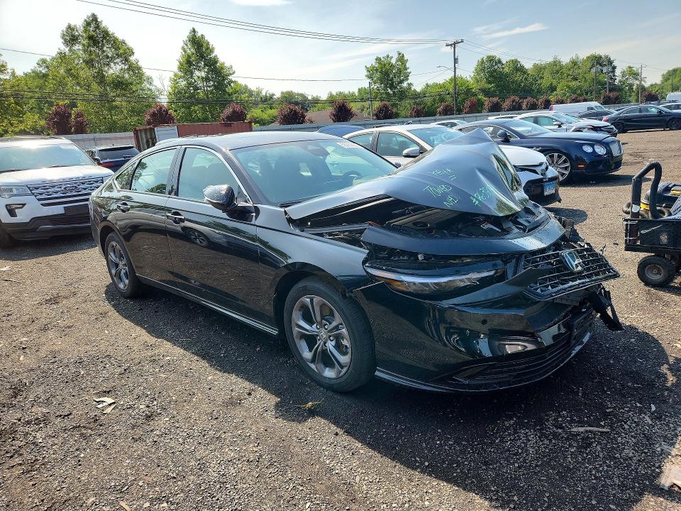 58782926 :رقم المزاد ، 1HGCY2F6XSA063022 vin ، 2025 Honda Accord مزاد بيع