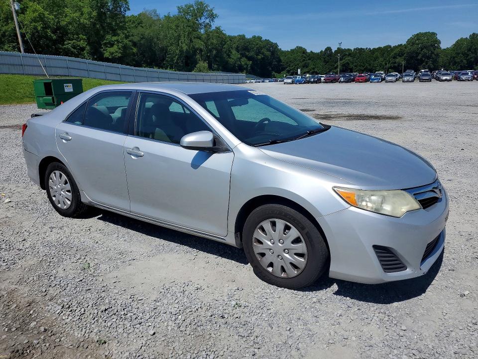 56270316 :رقم المزاد ، 4T4BF1FKXDR328449 vin ، 2013 Toyota Camry مزاد بيع