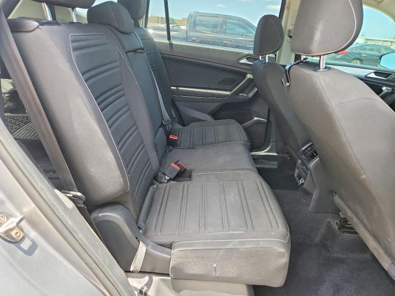 55559996 :رقم المزاد ، 3VV1B7AX7NM029505 vin ، 2022 Volkswagen Tiguan مزاد بيع