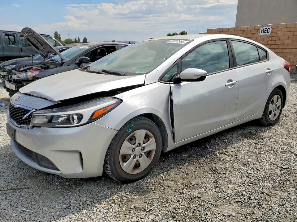 Продажа на аукционе авто 2017 Kia Forte, vin: 3KPFK4A72HE142876, номер лота: 58736166