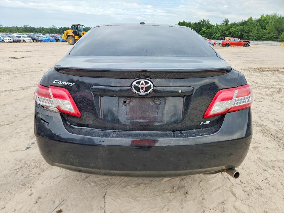 58404836 :رقم المزاد ، 4T1BF3EK1AU073225 vin ، 2010 Toyota Camry مزاد بيع
