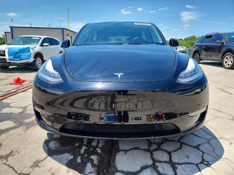 56470376 :رقم المزاد ، 5YJYGDEE5MF089632 vin ، 2021 Tesla Model Y مزاد بيع