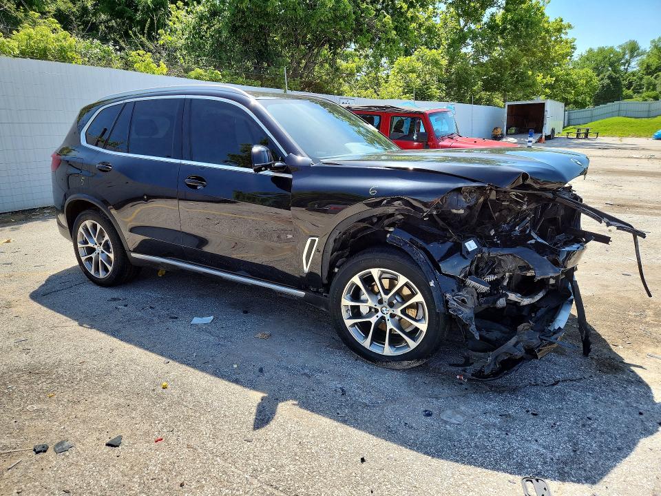 55934186 :رقم المزاد ، 5UXCR6C05N9L23561 vin ، 2022 Bmw X5 مزاد بيع