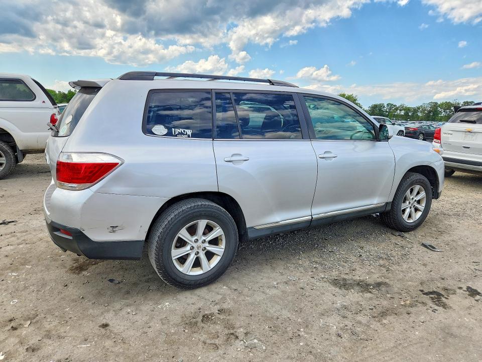 Продажа на аукционе авто 2011 Toyota Highlander, vin: 5TDBK3EH1BS073204, номер лота: 57929216