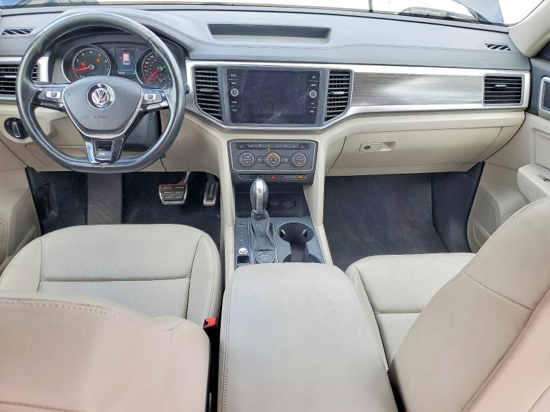 Продажа на аукционе авто 2018 Volkswagen Atlas, vin: 1V2PR2CA5JC518740, номер лота: 49134856
