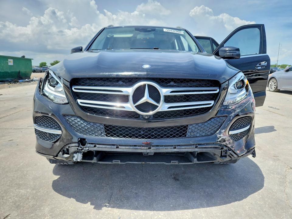 55432906 :رقم المزاد ، 4JGDA5JB1HA833531 vin ، 2017 Mercedes-benz Gle مزاد بيع