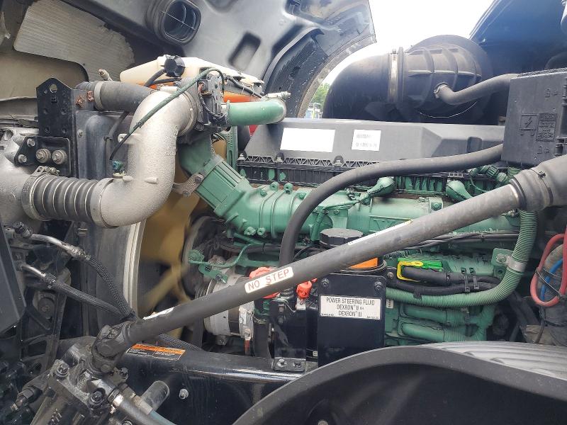 2019 Volvo Vn მანქანა იყიდება აუქციონზე, vin: 4V4NC9EH3KN221831, აუქციონის ნომერი: 55868056