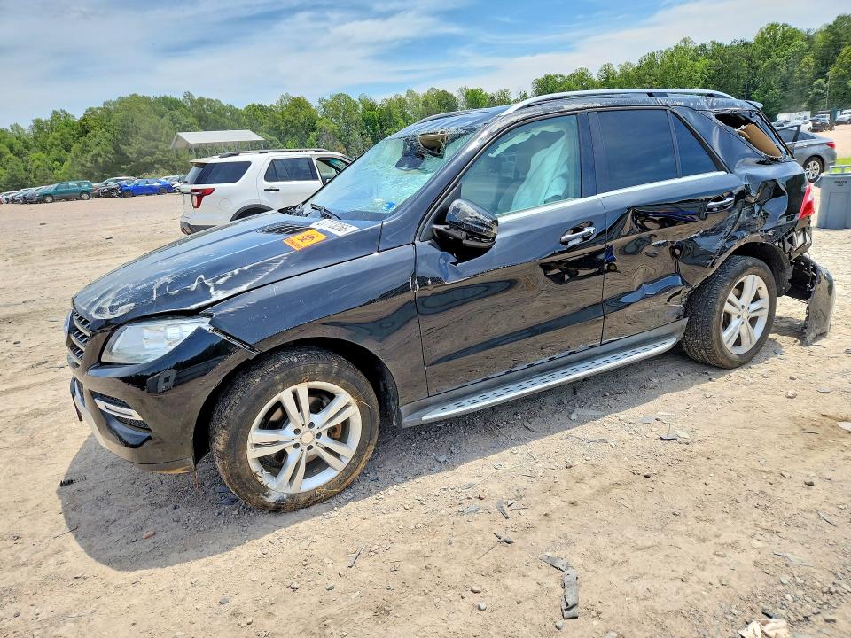 57713266 :رقم المزاد ، 4JGDA5HB2FA455772 vin ، 2015 Mercedes-benz Ml مزاد بيع