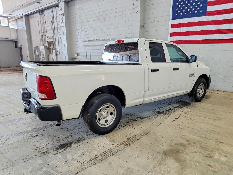 57685956 :رقم المزاد ، 1C6RR6FG4JS324098 vin ، 2018 Ram 1500 مزاد بيع