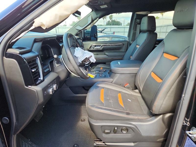 56700096 :رقم المزاد ، 1GT4UPEY5TF106118 vin ، 2026 Gmc Sierra مزاد بيع