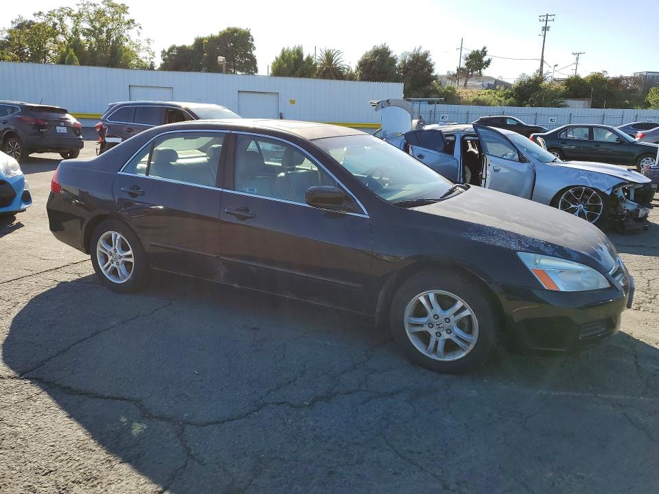 Продажа на аукционе авто 2006 Honda Accord, vin: 1HGCM55866A176603, номер лота: 53666186