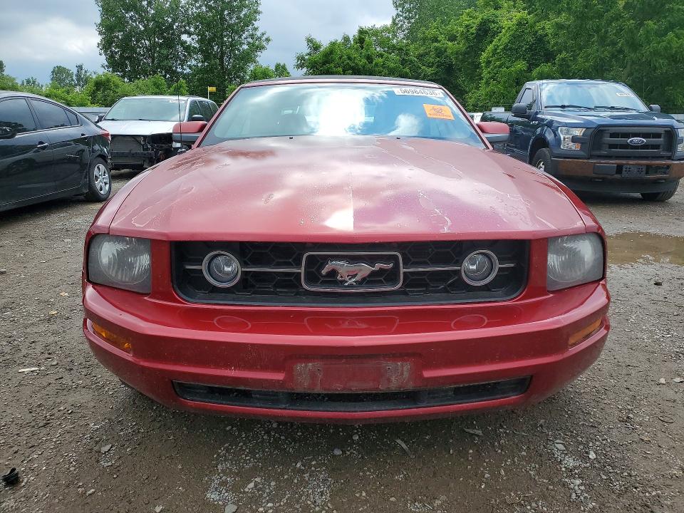 2007 Ford Mustang მანქანა იყიდება აუქციონზე, vin: 1ZVFT84N975329697, აუქციონის ნომერი: 56984636