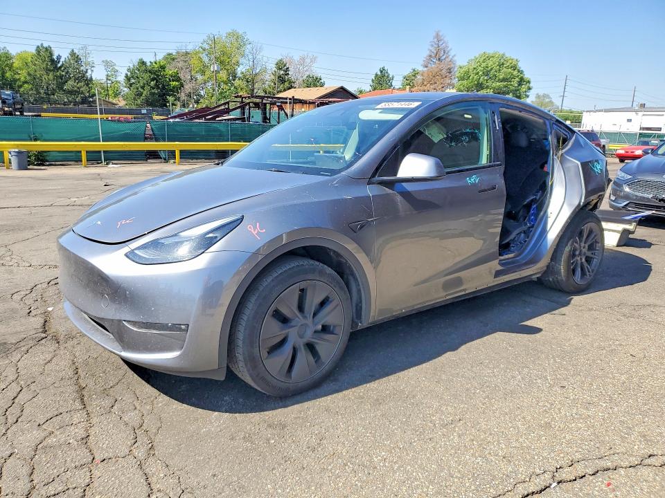 Продажа на аукционе авто 2024 Tesla Model Y, vin: 7SAYGDEE7RF213510, номер лота: 58571446