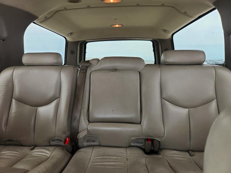 Продаж на аукціоні авто 2003 Chevrolet Suburban, vin: 3GNEC16Z73G208053, номер лоту: 57189776