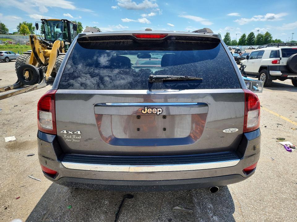2016 Jeep Compass მანქანა იყიდება აუქციონზე, vin: 1C4NJDEBXGD725970, აუქციონის ნომერი: 57493566