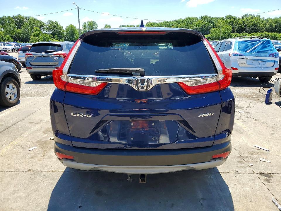 58557316 :رقم المزاد ، 7FARW2H86JE066099 vin ، 2018 Honda Cr-v مزاد بيع