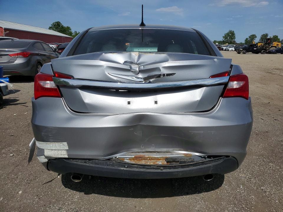 2013 Chrysler 200 მანქანა იყიდება აუქციონზე, vin: 1C3CCBCG6DN691010, აუქციონის ნომერი: 55561786