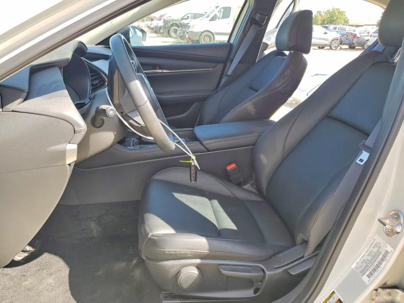 56598956 :رقم المزاد ، JM1BPABM9S1769359 vin ، 2025 Mazda 3 مزاد بيع