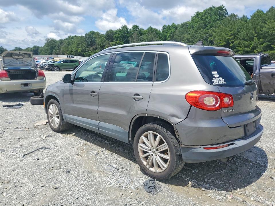 2009 Volkswagen Tiguan მანქანა იყიდება აუქციონზე, vin: WVGAV75N69W525945, აუქციონის ნომერი: 58063966