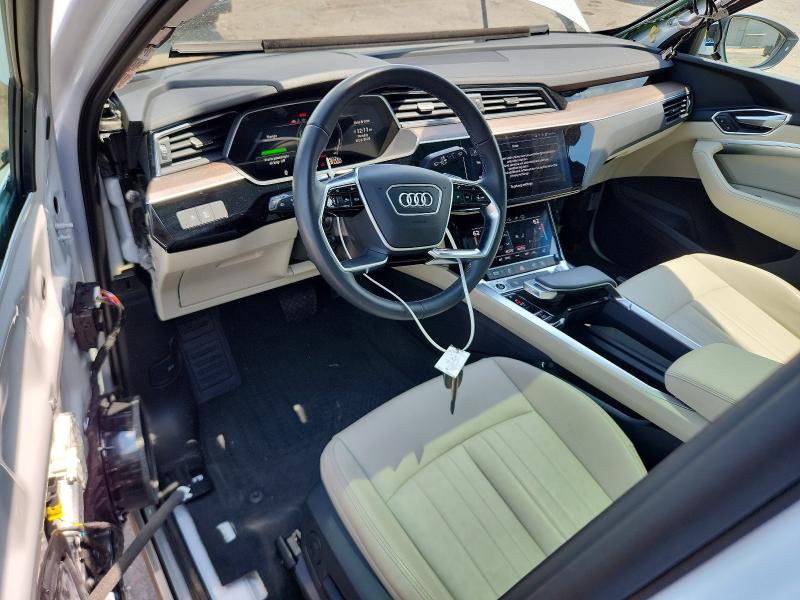 57258886 :رقم المزاد ، WA14AAGE9RB054964 vin ، 2024 Audi Q8 E-tron مزاد بيع