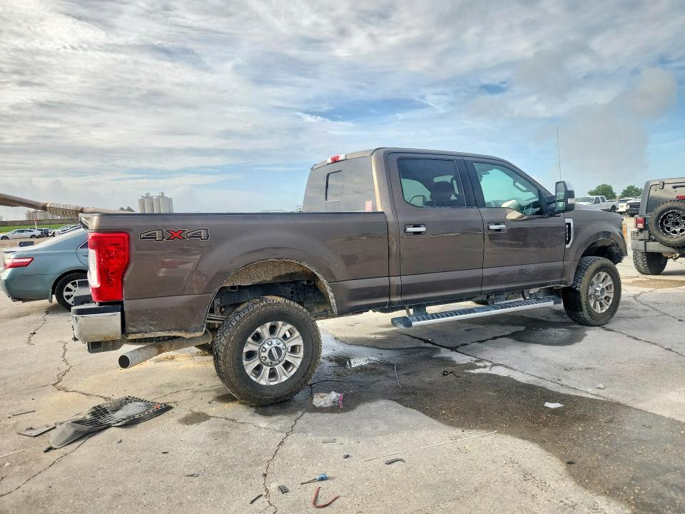 Продаж на аукціоні авто 2017 Ford F250, vin: 1FT7W2B69HEF37054, номер лоту: 58011016
