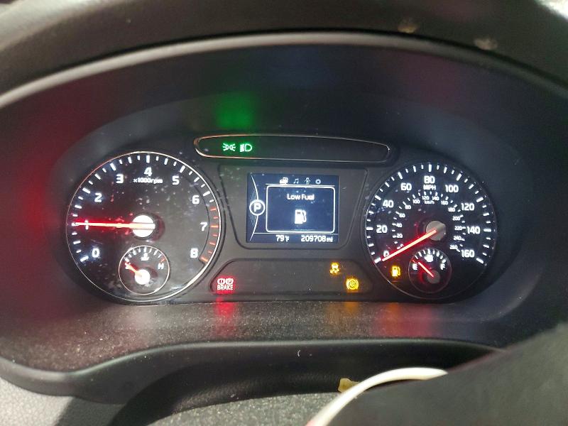 2017 Kia Sorento მანქანა იყიდება აუქციონზე, vin: 5XYPG4A32HG255717, აუქციონის ნომერი: 54827056