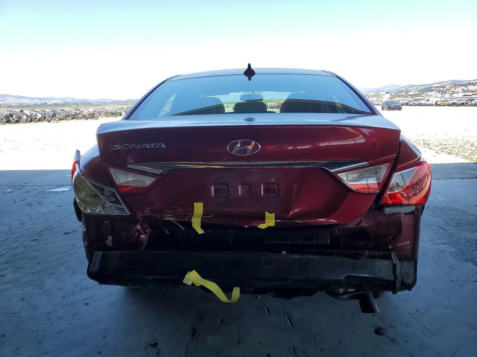 57748666 :رقم المزاد ، 5NPEB4AC2CH320220 vin ، 2012 Hyundai Sonata مزاد بيع
