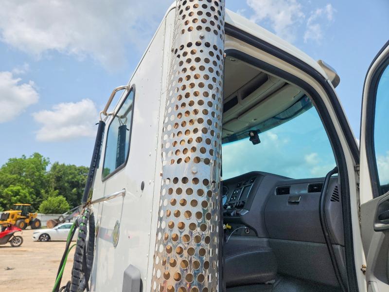 Продажа на аукционе авто 2017 Kenworth T880, vin: 1XKZAP8X1HJ172255, номер лота: 58494316