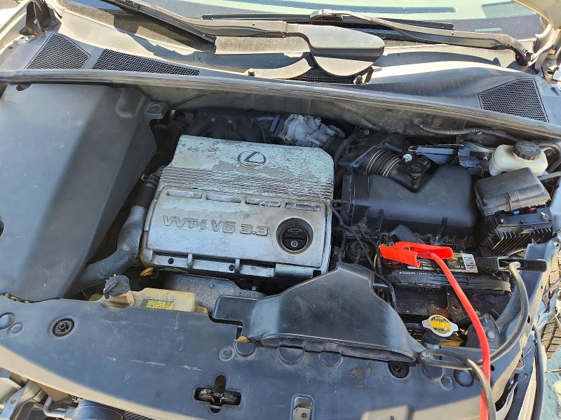 57731096 :رقم المزاد ، 2T2GA31U24C013807 vin ، 2004 Lexus Rx مزاد بيع
