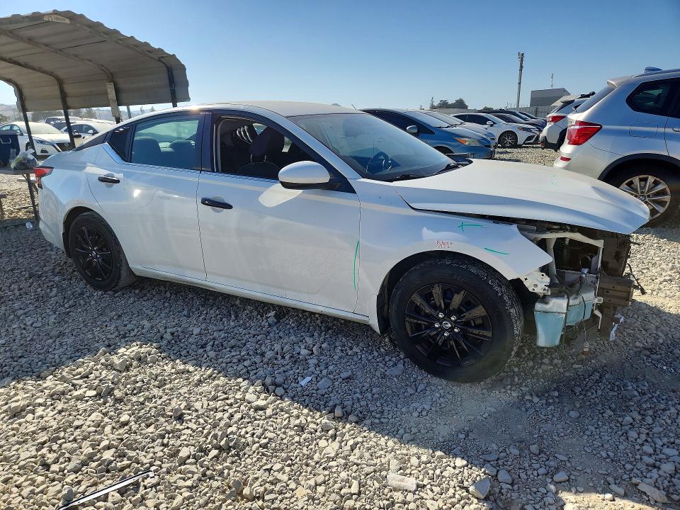 58144446 :رقم المزاد ، 1N4BL4BVXKC196620 vin ، 2019 Nissan Altima مزاد بيع