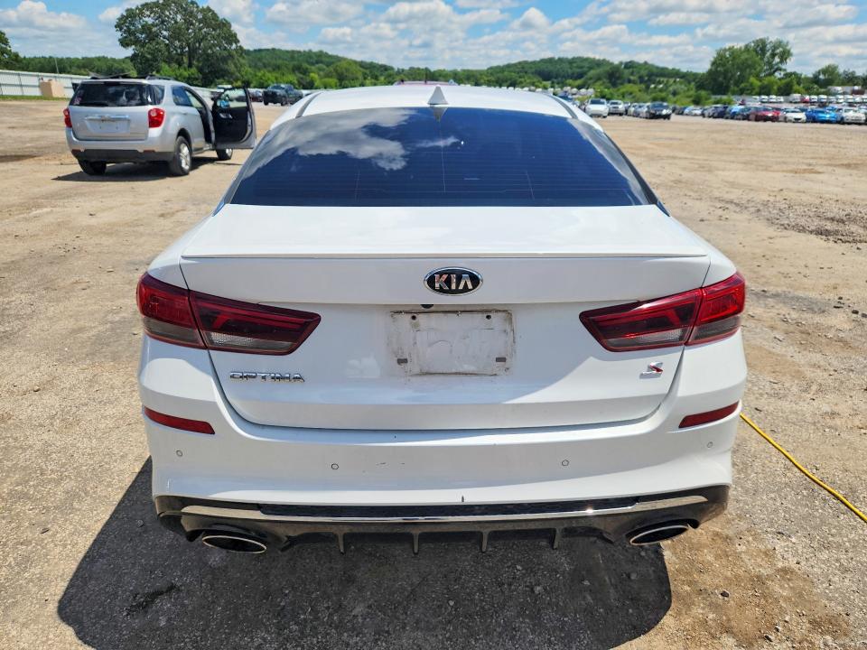 2020 Kia Optima მანქანა იყიდება აუქციონზე, vin: 5XXGT4L33LG417439, აუქციონის ნომერი: 57938476