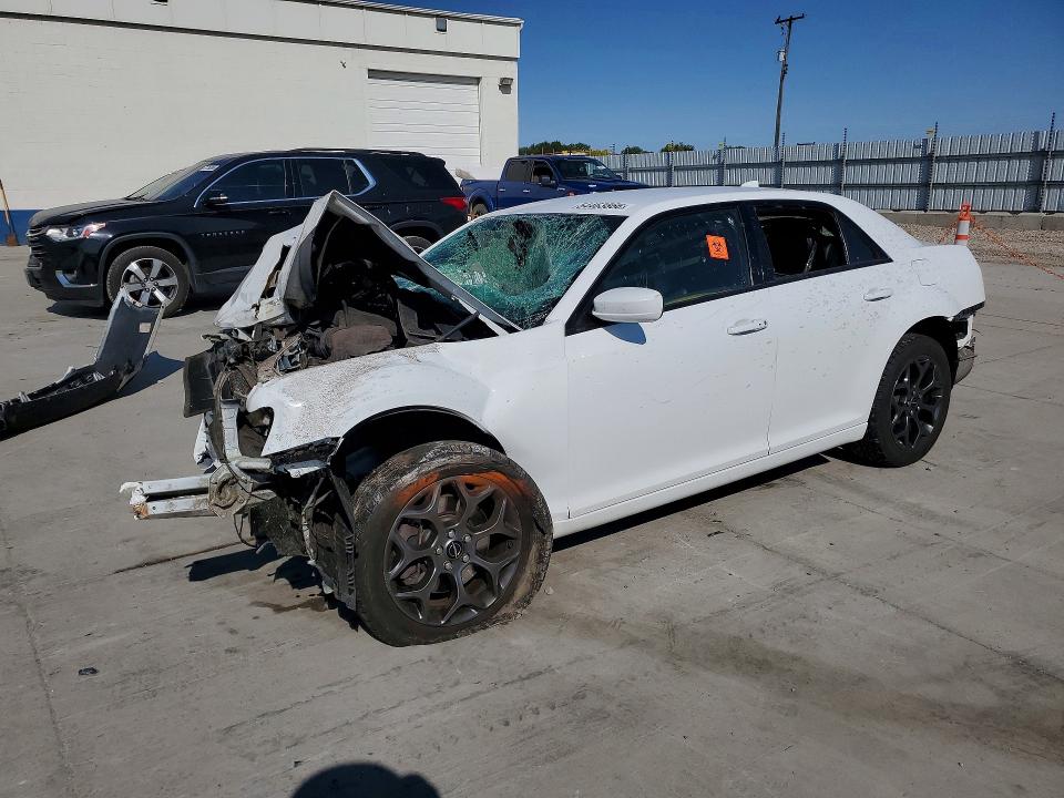 Продажа на аукционе авто 2018 Chrysler 300, vin: 2C3CCAGG9JH267183, номер лота: 54463866
