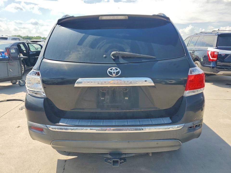 Продажа на аукционе авто 2011 Toyota Highlander, vin: 5TDZK3EH0BS025580, номер лота: 55846136