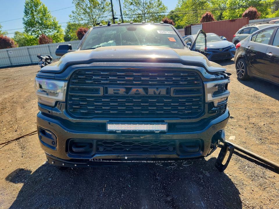 55407536 :رقم المزاد ، 3C63R3LL6NG428630 vin ، 2022 Ram 3500 مزاد بيع
