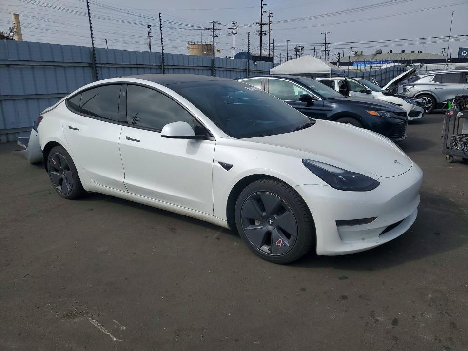2022 Tesla Model 3 მანქანა იყიდება აუქციონზე, vin: 5YJ3E1EA7NF375673, აუქციონის ნომერი: 55801386