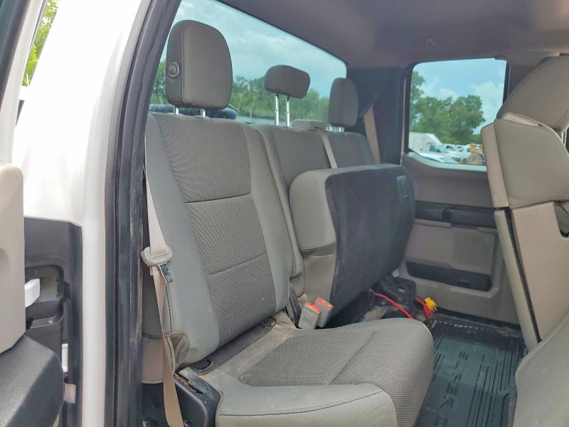 56522186 :رقم المزاد ، 1FT8X3BT5JEC12484 vin ، 2018 Ford F350 مزاد بيع