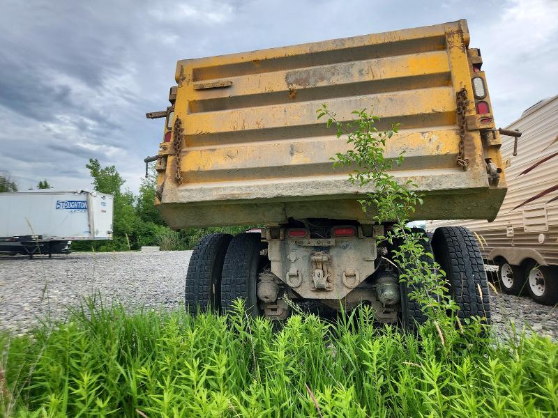 Продажа на аукционе авто 1998 Mack Cl713, vin: 1M2AD62C6WW006986, номер лота: 57714006