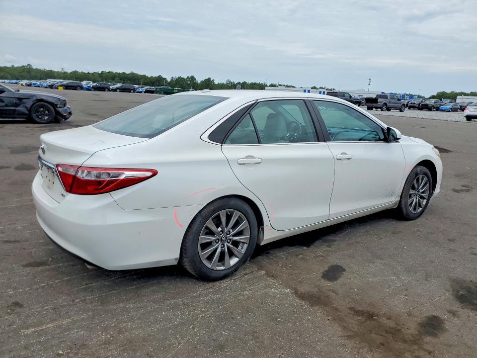 2016 Toyota Camry მანქანა იყიდება აუქციონზე, vin: 4T1BF1FK0GU579561, აუქციონის ნომერი: 56644986